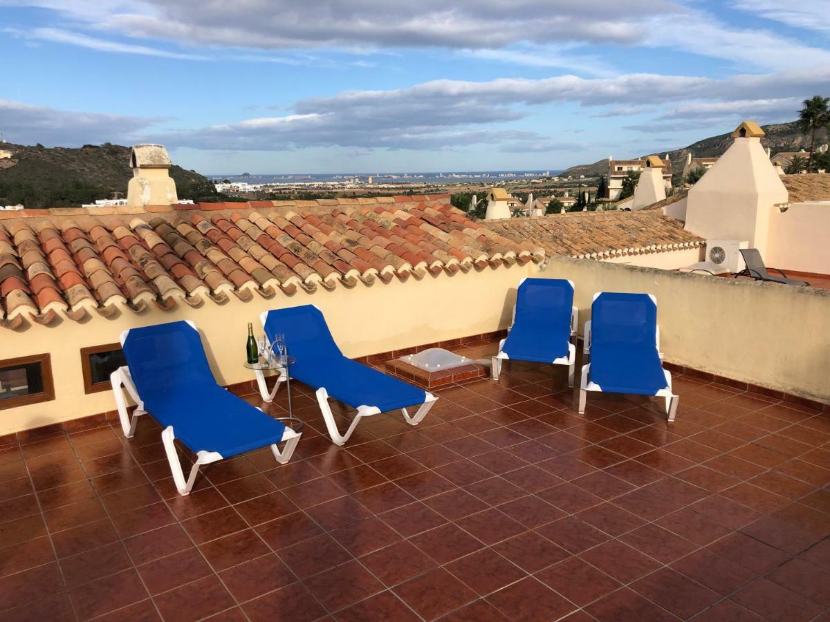 Las Palmeras 4 With Rooftop Solarium And Fiber Optic Internet Apartment Atamaria Exterior photo